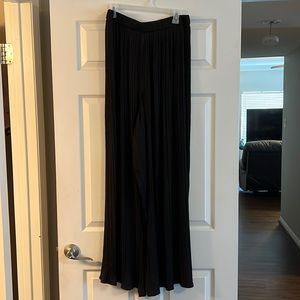 Cullotte plisse pants from Zara